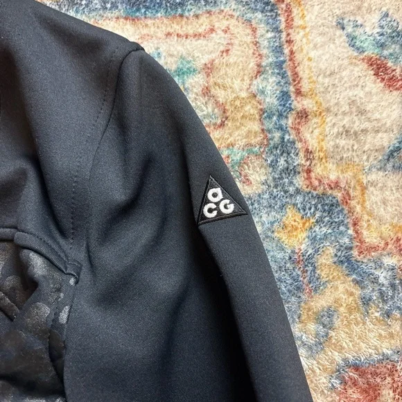 Nike ACG Black Zip-up Track Jacket Large - Picture 5 of 6
